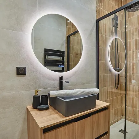 Montmartre By Prestige Apartment *