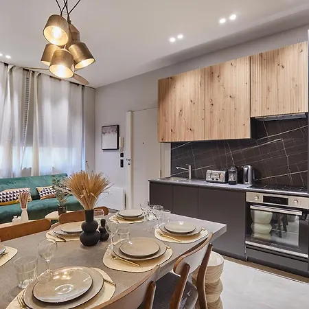 Montmartre By Prestige Apartment *